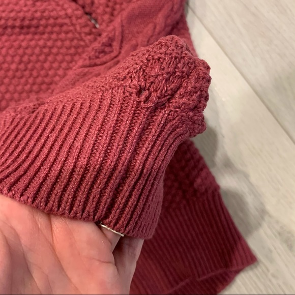 ABERCROMBIE & FITCH Round Neck Long Sleeve Sweater - Picture 4 of 5